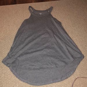 Gray Old Navy tank